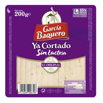 Queso semicurado cortado
